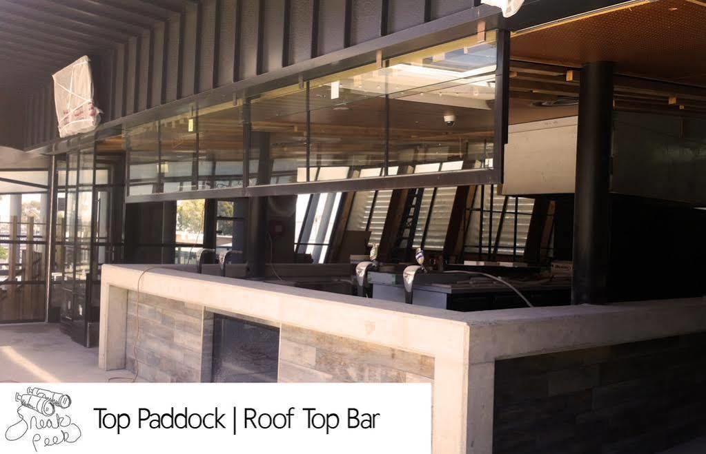 Highlander Hotel Bar Kitchen Rooftop Аделаида Экстерьер фото